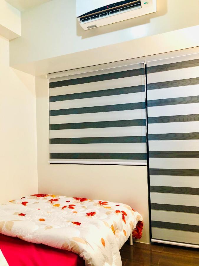 Air Residence 1Br With Balcony Free Netflix And Disney Plus Manila Ngoại thất bức ảnh